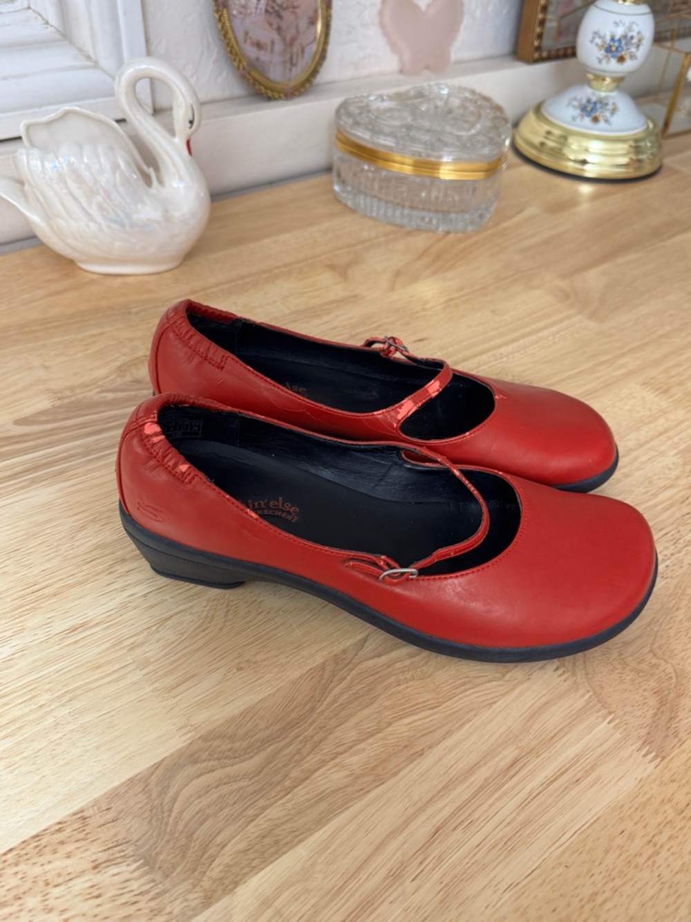 2000s Skechers Red Faux Leather Mary Jane Chunky Clogs Size 7 Whimsy Grunge - Picture 15 of 15